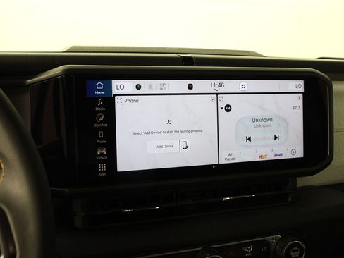 Used 2024 Jeep Wrangler Unlimited image 9