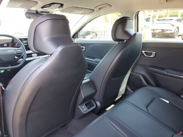 New 2026 Kia K4 EX FWD image 18