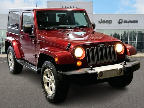 Used 2013 Jeep Wrangler Sahara w/ Dual Top Group image 22
