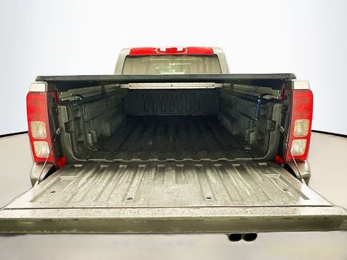 Used 2009 HUMMER H3T Alpha AWD/4WD image 27
