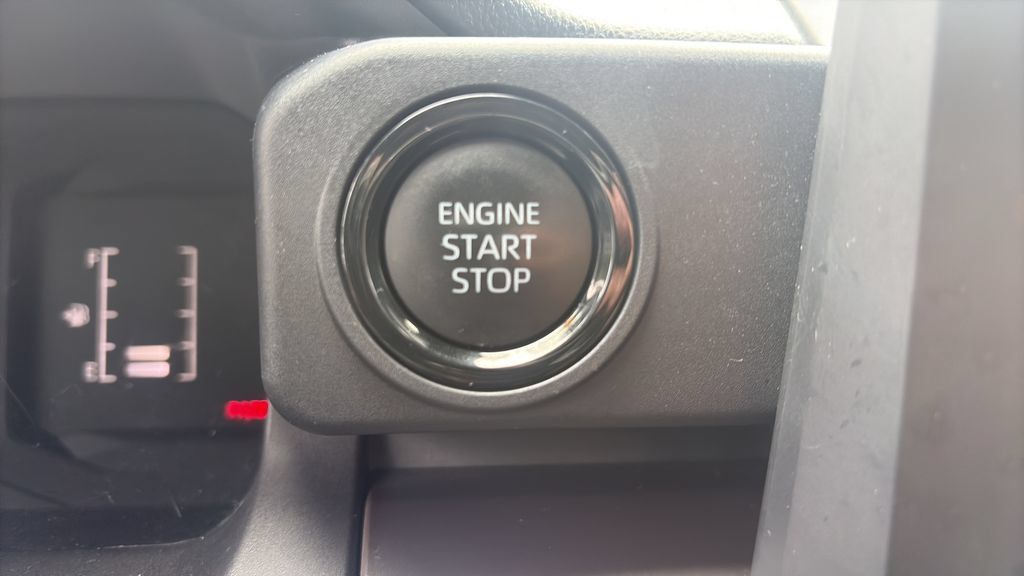 Used 2024 Toyota Tacoma SR5 RWD image 23