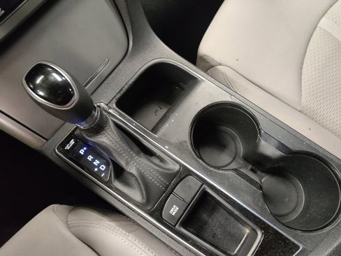 Used 2017 Hyundai Sonata SE image 26