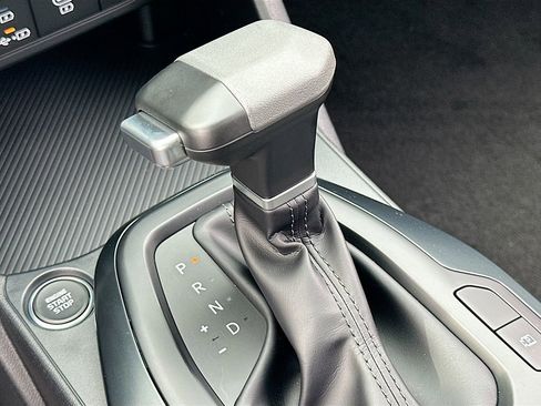 New 2025 Kia K4 LXS image 16