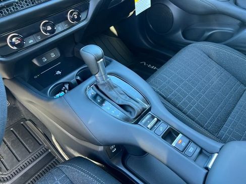 New 2026 Honda HR-V LX image 25