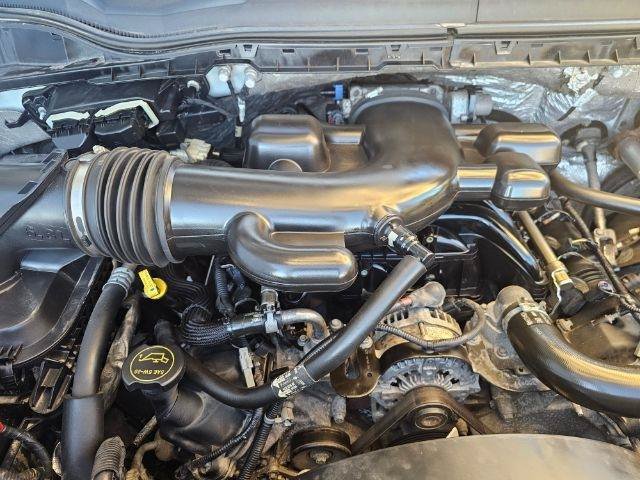 Used 2018 Ford F550 2WD Regular Cab Super Duty image 30