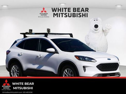 Used 2020 Ford Escape SE FWD image 1