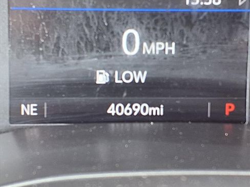 Used 2022 GMC Canyon AT4 image 35