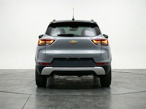 Used 2025 Chevrolet TrailBlazer LT FWD image 7