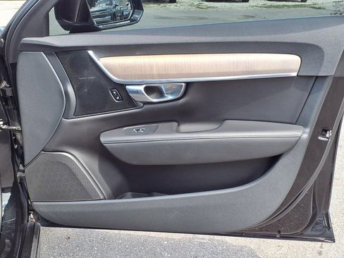 Used 2023 Volvo S90 B6 Plus AWD/4WD image 12