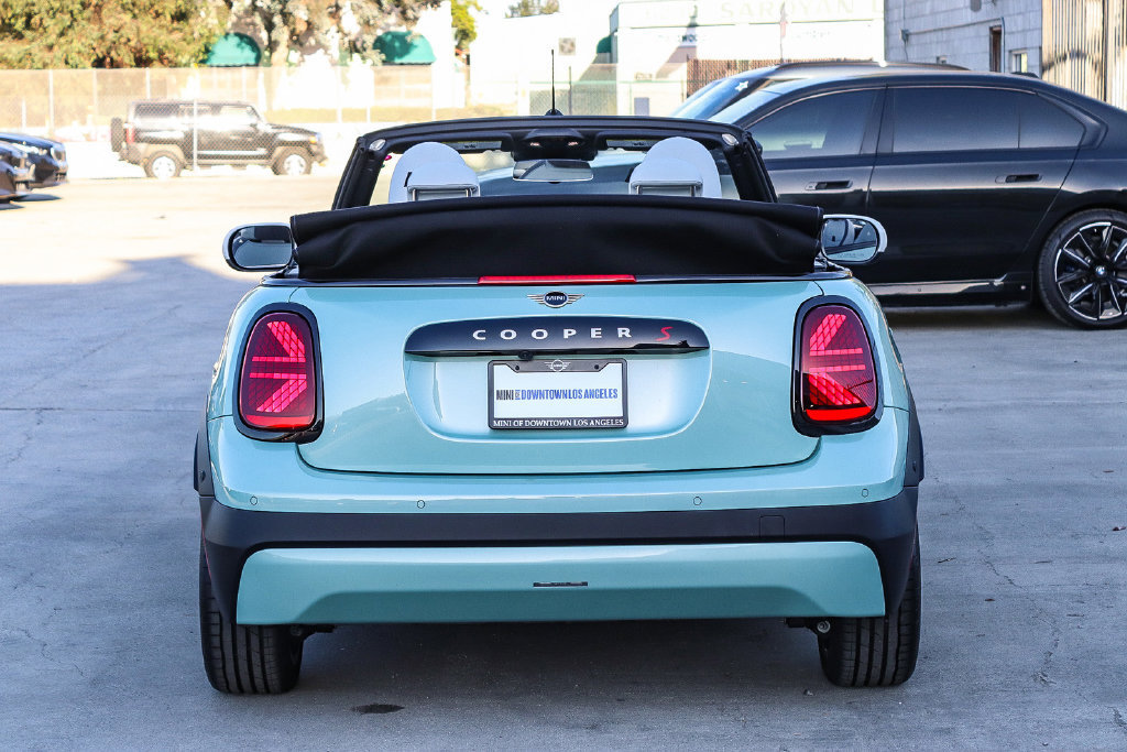 Used 2026 MINI Cooper S FWD image 14