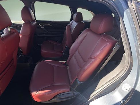 Used 2023 MAZDA CX-9 Carbon Edition image 13