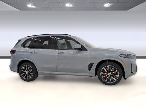 New 2026 BMW X5 xDrive40i w/ M Sport Package AWD/4WD image 8