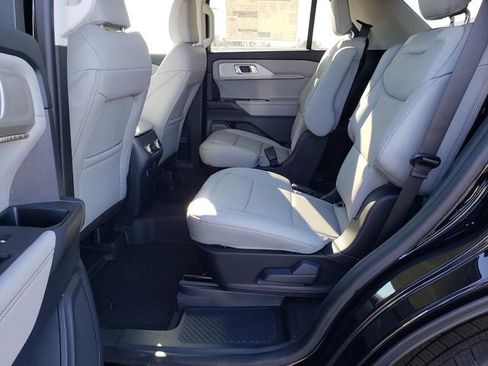 New 2026 Ford Explorer Active w/ Active Comfort Package image 26
