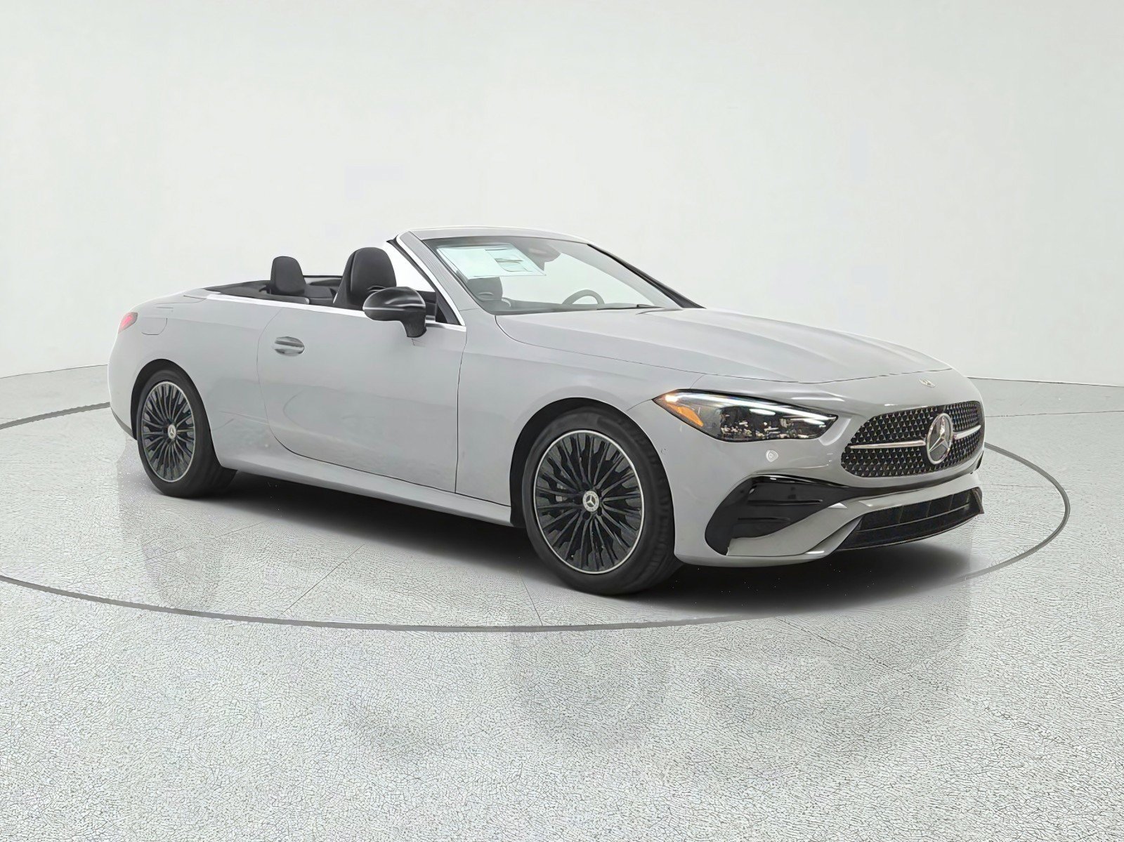 New 2027 Mercedes-Benz CLE 450 4MATIC Cabriolet image 3