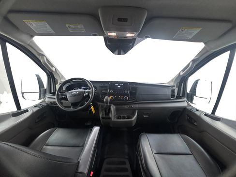 Used 2023 Ford Transit 250 Low Roof RWD image 17