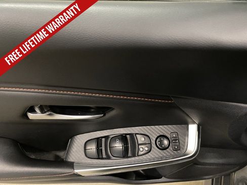 Used 2025 Nissan Sentra SR FWD image 25