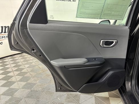 Used 2025 Kia K4 FWD image 19