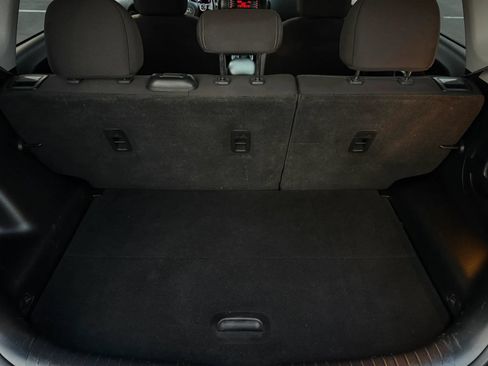 Used 2016 Kia Soul FWD image 16