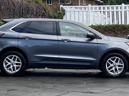 Used 2022 Ford Edge SEL image 6