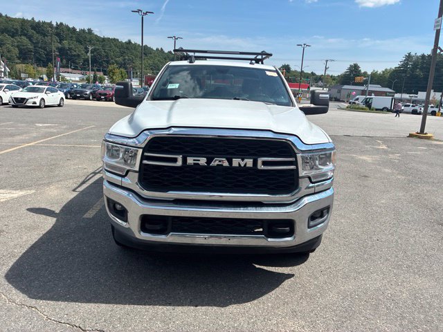 Used 2024 RAM 2500 Tradesman w/ Chrome Appearance Group AWD/4WD image 9