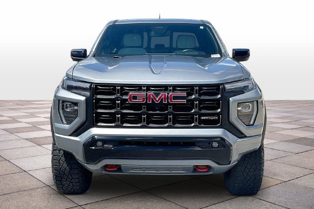 Used 2024 GMC Canyon AT4X AWD/4WD image 3