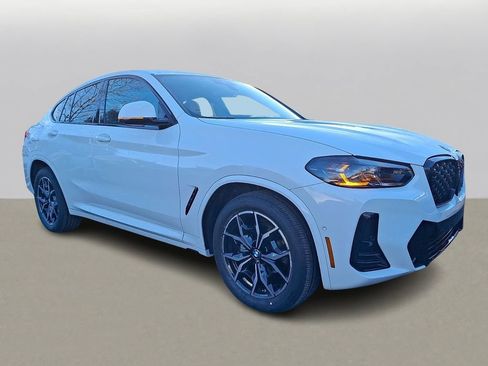 Certified 2023 BMW X4 xDrive30i w/ M Sport Package image 3