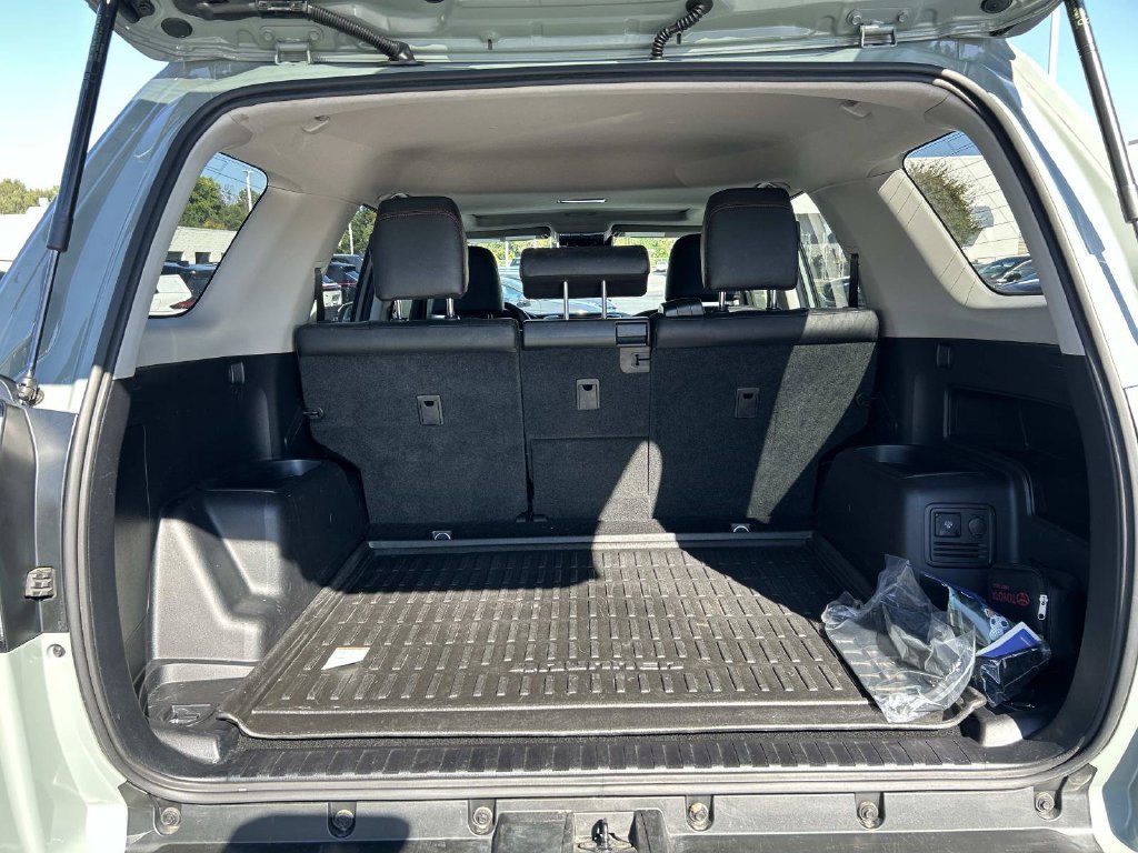 Used 2023 Toyota 4Runner TRD Off-Road Premium w/ Moonroof Package AWD/4WD image 13