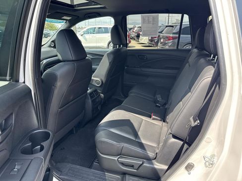 Certified 2023 Honda Passport EX-L image 19