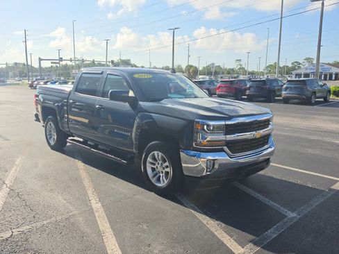 Used 2018 Chevrolet Silverado 1500 LT w/ All Star Edition RWD image 7