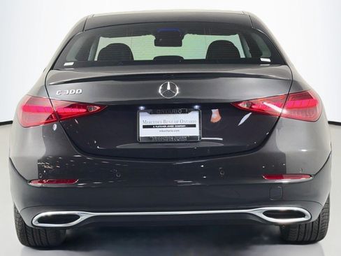 Used 2023 Mercedes-Benz C 300 Sedan image 4