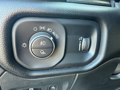 Used 2024 RAM 1500 Big Horn AWD/4WD image 20