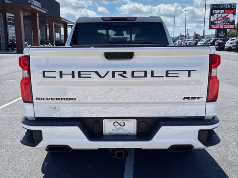 Used 2024 Chevrolet Silverado 1500 RST w/ Redline Edition AWD/4WD image 13