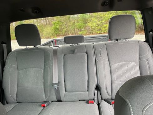 Used 2024 RAM 2500 Big Horn w/ Night Edition AWD/4WD image 38