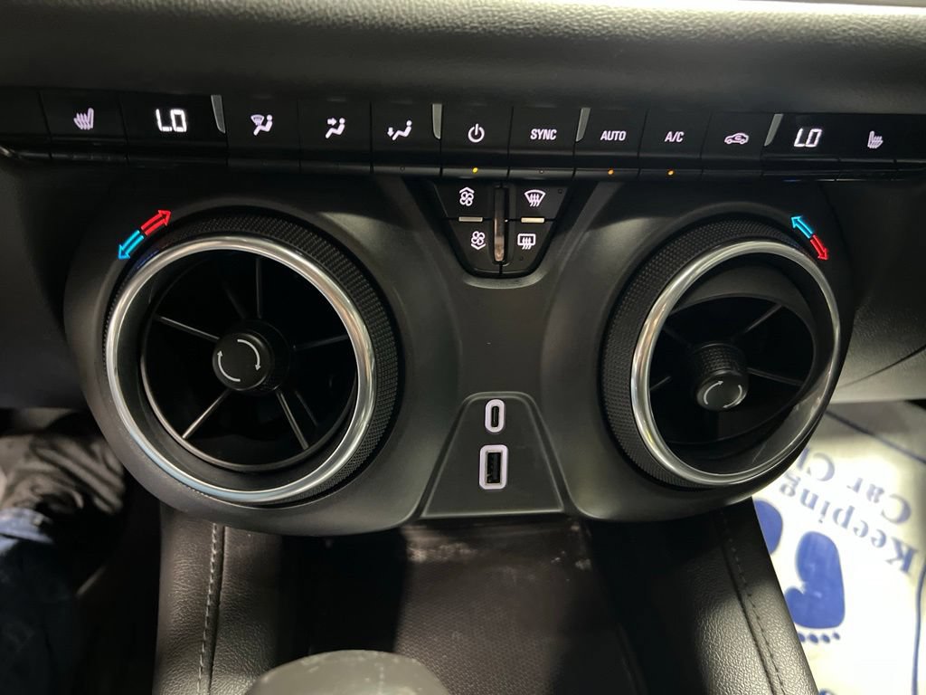Used 2019 Chevrolet Blazer LT w/ Sun and Wheels Package FWD image 39