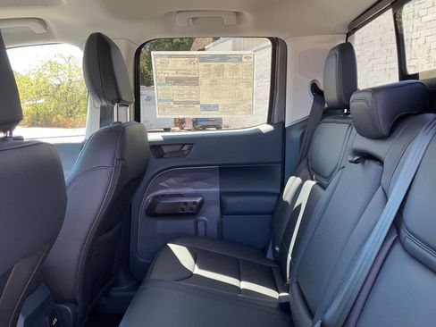 New 2025 Ford Maverick Lariat w/ Black Appearance Package image 37