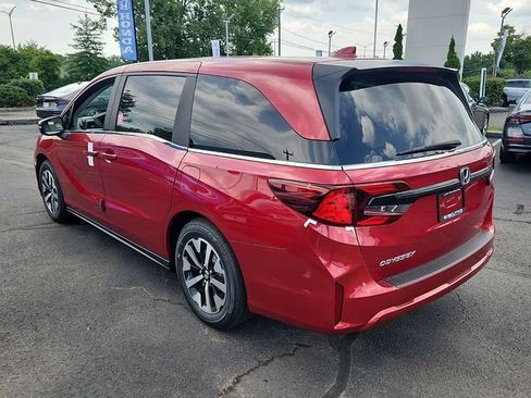 New 2026 Honda Odyssey EX-L image 4
