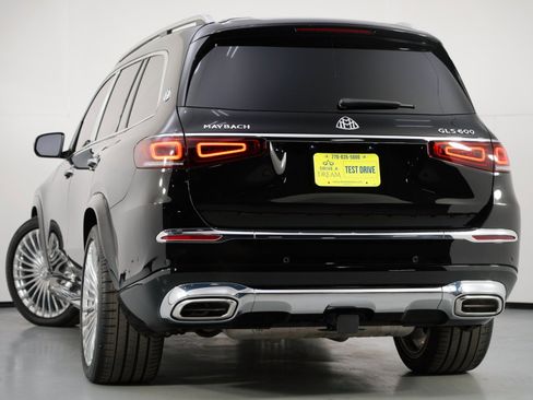 Used 2023 Mercedes-Benz Maybach GLS 600 4MATIC image 6