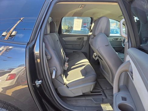 Used 2015 Chevrolet Traverse LS image 13