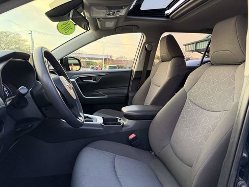 Used 2019 Toyota RAV4 XLE w/ All Weather Liner Package AWD/4WD image 24