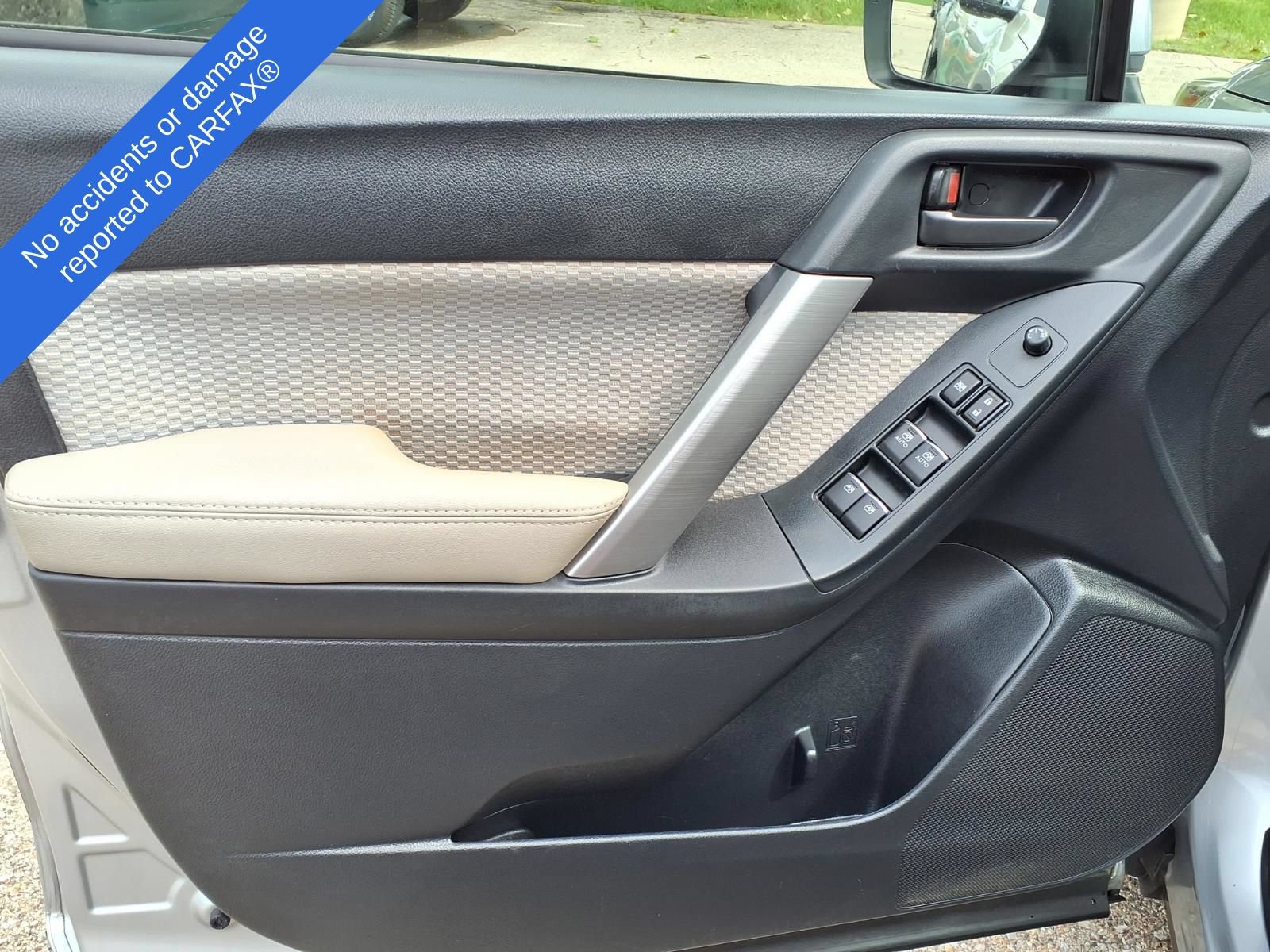 Used 2018 Subaru Forester 2.5i Premium AWD/4WD image 16