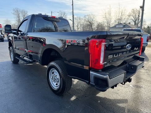 Used 2024 Ford F250 XL w/ FX4 Off-Road Package image 5