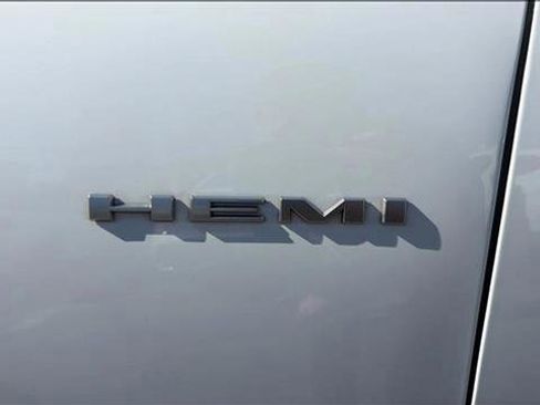 Used 2023 Dodge Durango R/T AWD/4WD image 9