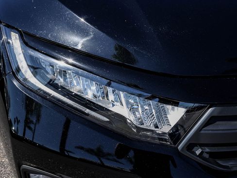 Used 2025 Honda Odyssey Sport-L image 14