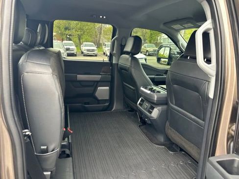 Used 2021 Ford F150 Lariat w/ Equipment Group 502A High AWD/4WD image 27