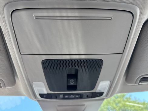Used 2023 Honda Civic Touring image 36