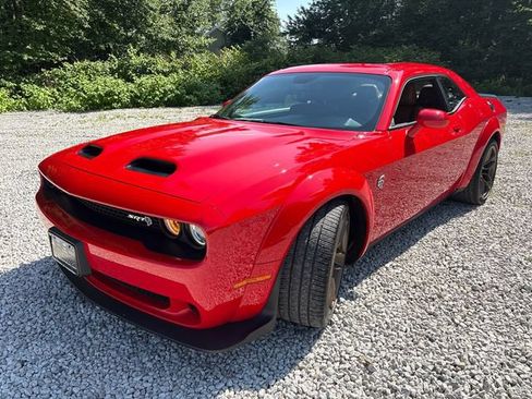 Used 2023 Dodge Challenger SRT Hellcat RWD image 4