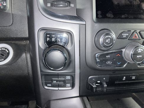 Used 2023 RAM 1500 Classic SLT w/ Trailer & Traction Group image 34