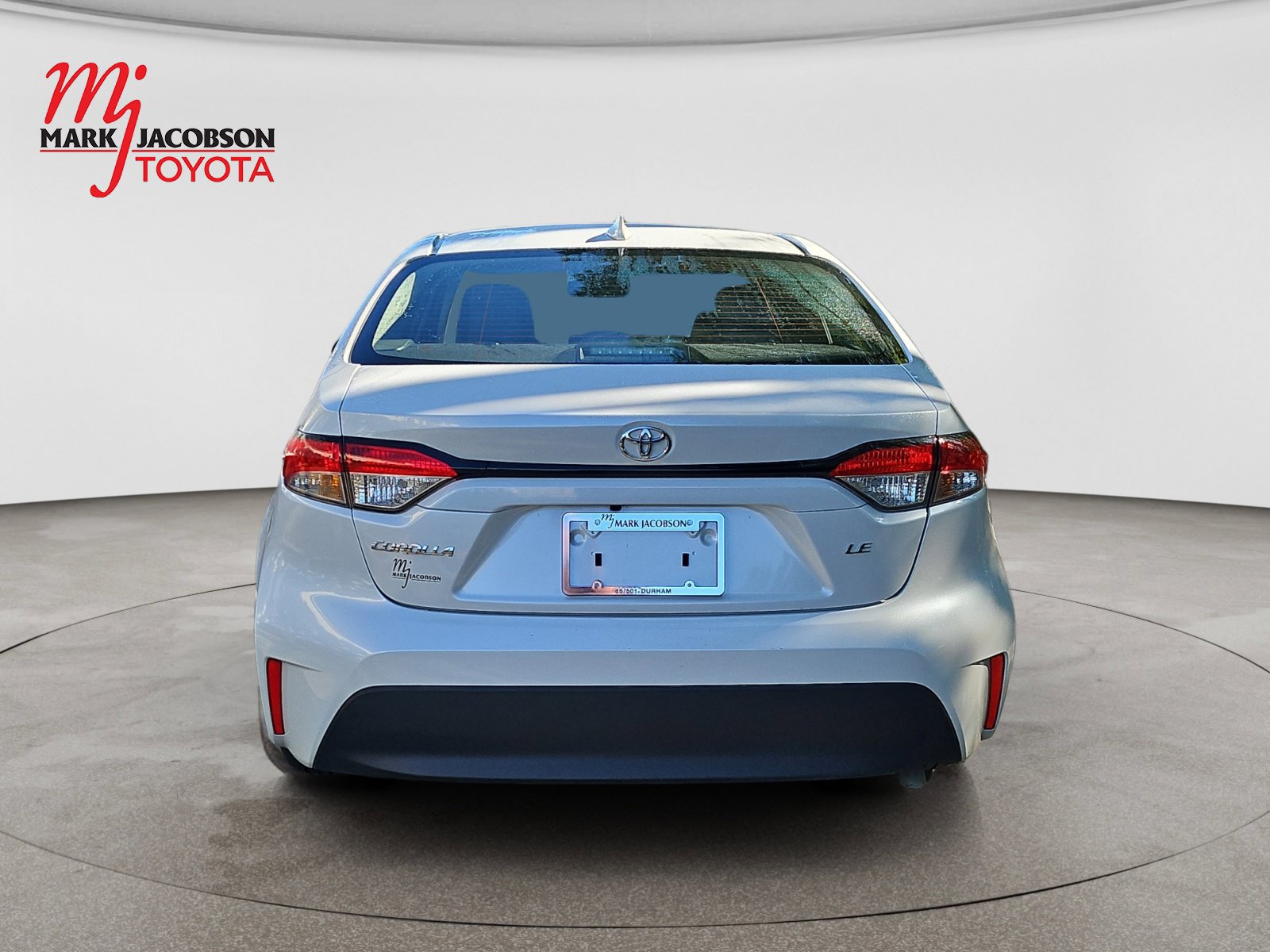 Used 2025 Toyota Corolla LE FWD image 11