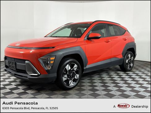 Used 2024 Hyundai Kona SEL AWD/4WD image 1
