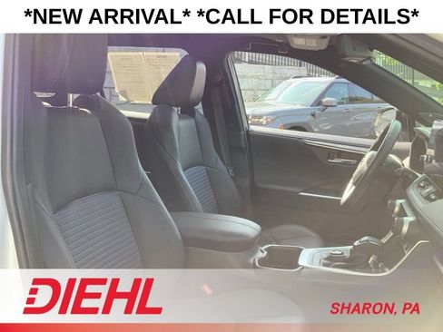 Used 2023 Toyota RAV4 XSE AWD/4WD image 20